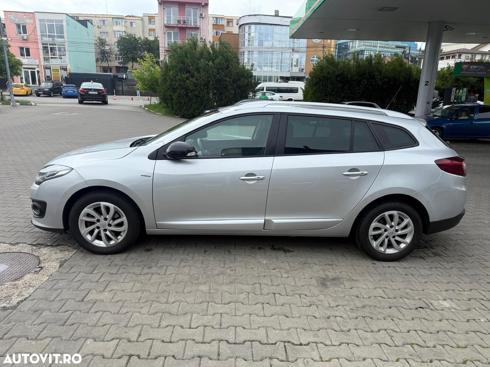 Renault Megane dCi 110 FAP LIMITED - 5