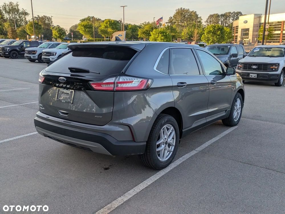 Ford Edge - 3