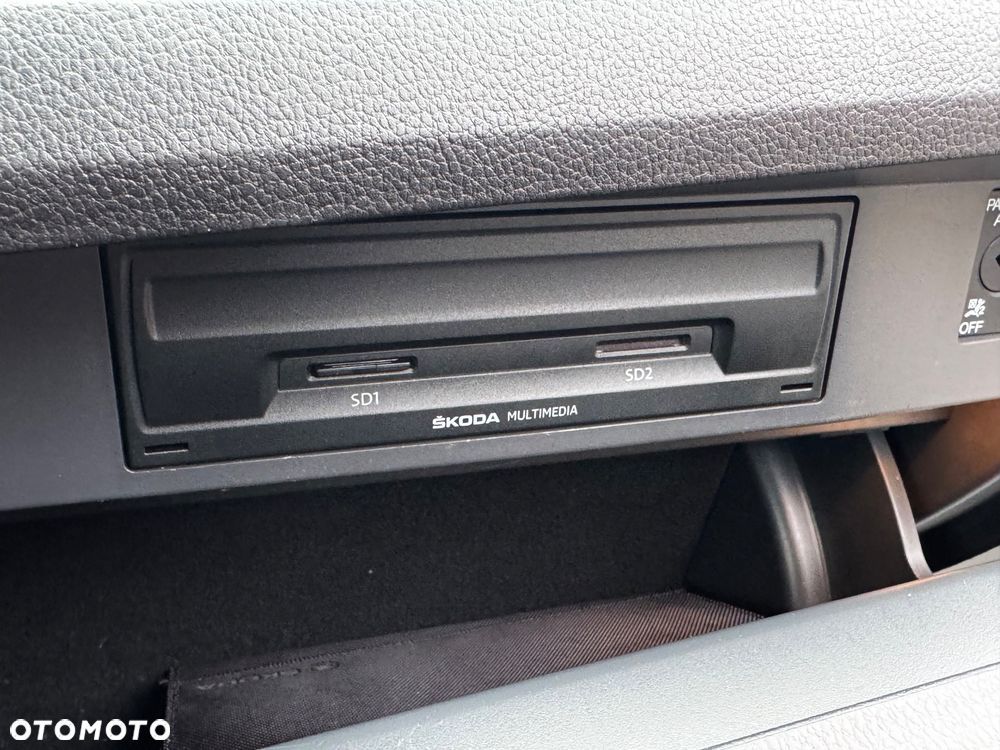 Skoda Superb 1.6 TDI GreenLine - 15