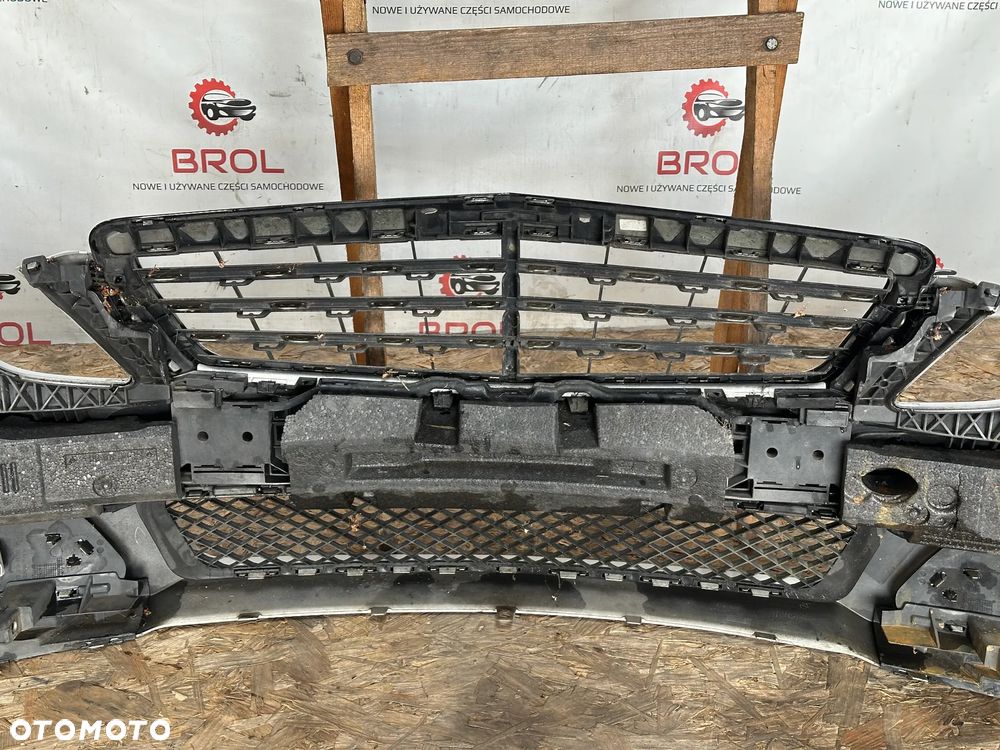 ZDERZAK PRZEDNI MERCEDES E-KLASA W212  PDC  775 - 7