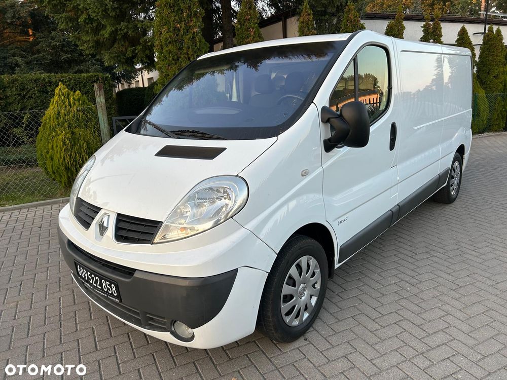 Renault Trafic - 26