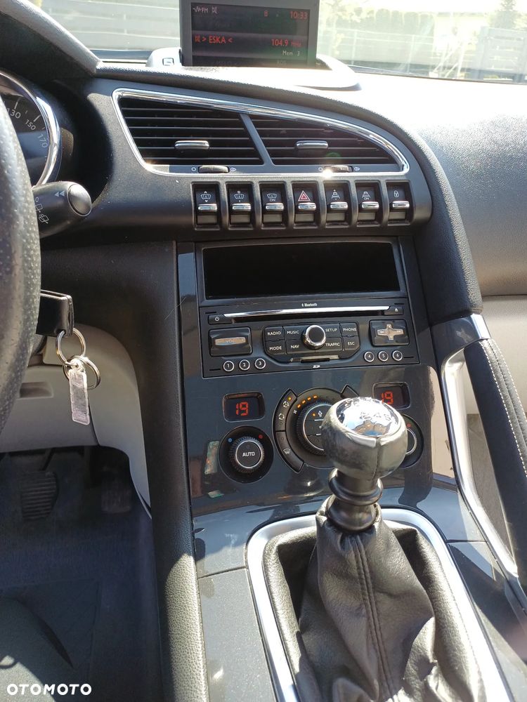 Peugeot 3008 2.0 HDi Premium+ - 11