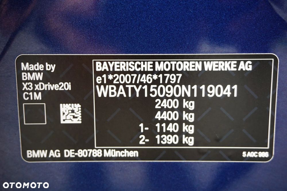 BMW X3 xDrive20i Advantage - 40