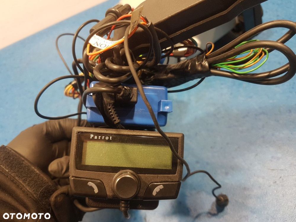 MERCEDES B180 W245 RADIO CD - 2