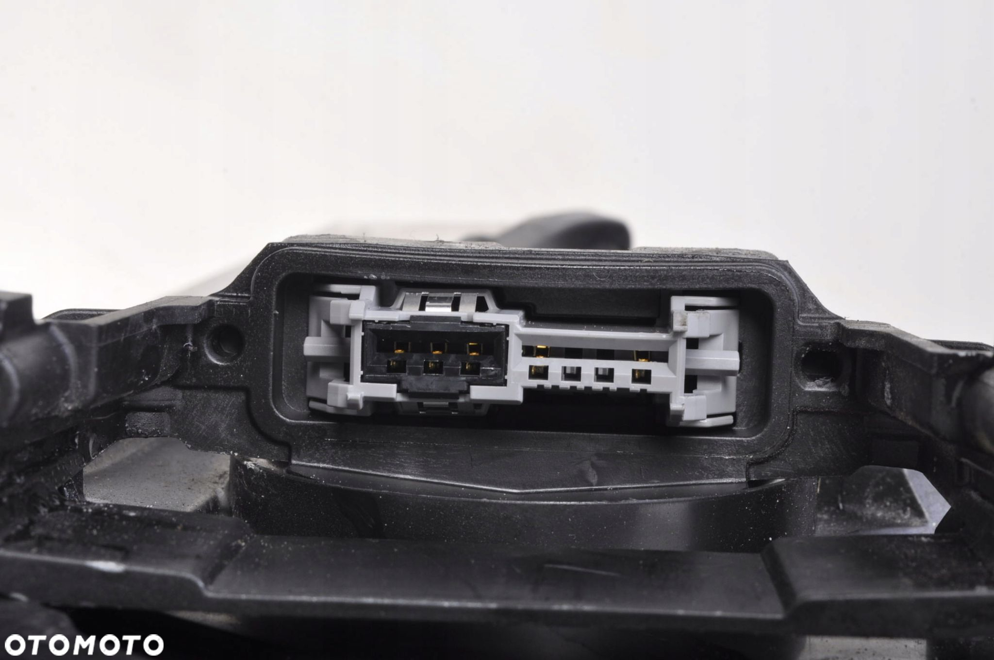 VOLVO S60 V60 LAMPA PRAWY PRZÓD XENON 31383065 - 7