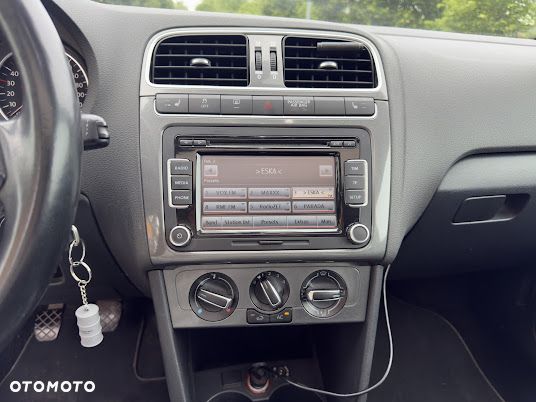 Volkswagen Polo 1.2 TSI Highline - 12