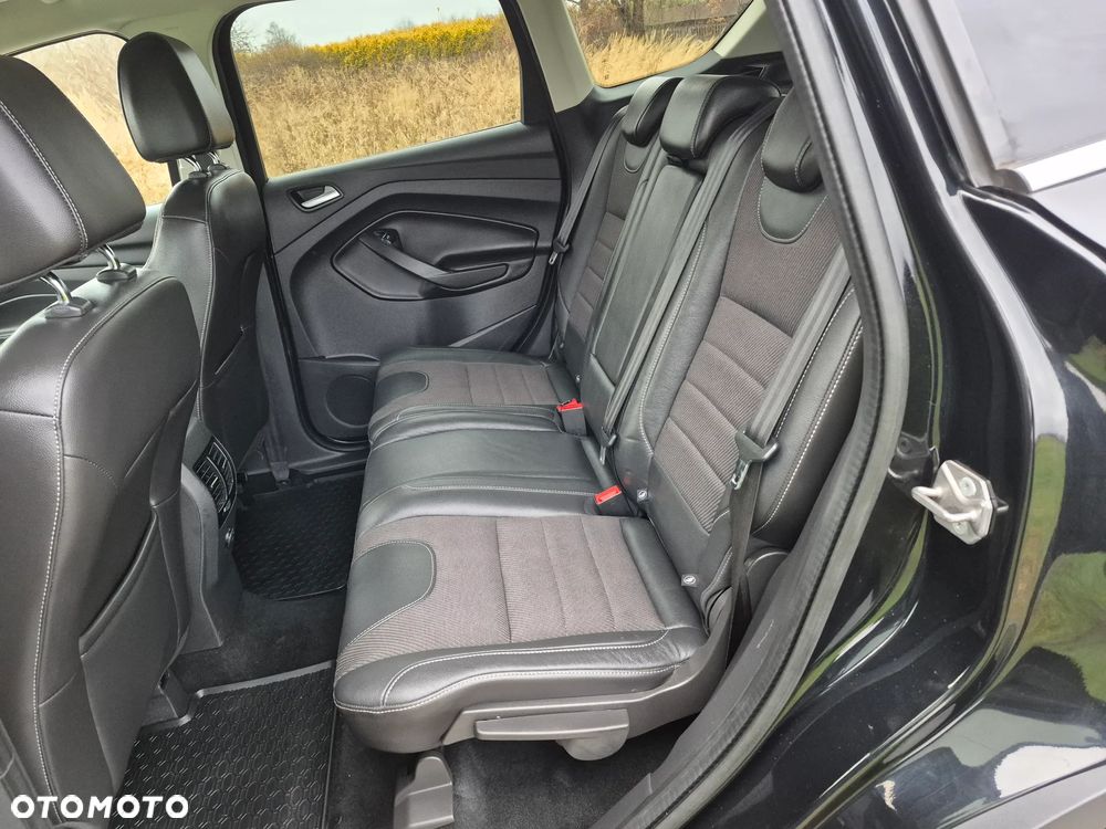 Ford Kuga 2.0 TDCi 2x4 Titanium - 13