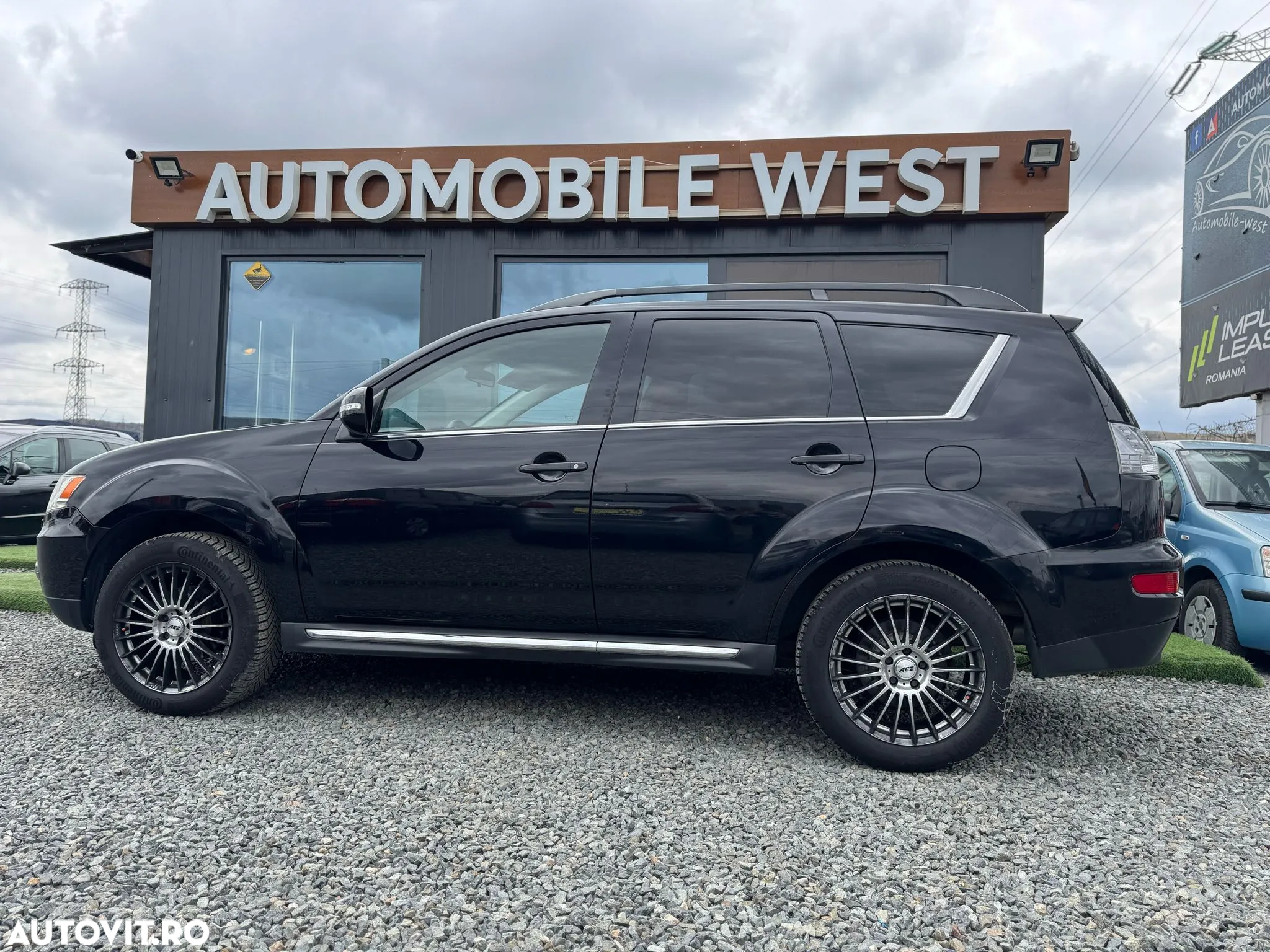 Mitsubishi Outlander - 19