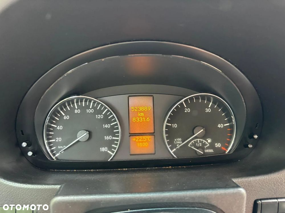 Mercedes-Benz SPRINTER - 15
