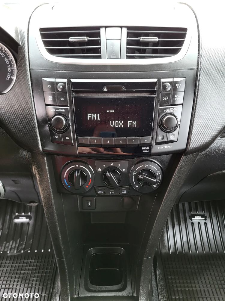 Suzuki Swift 1.2 Club - 25