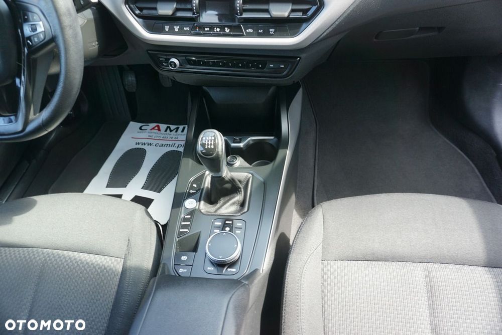 BMW Seria 1 - 24