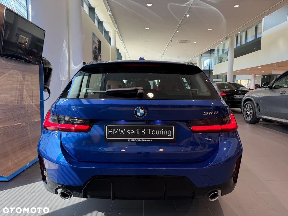 BMW Seria 3 318i M Sport - 5