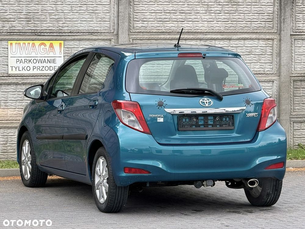 Toyota Yaris 1.33 Premium EU6 - 5