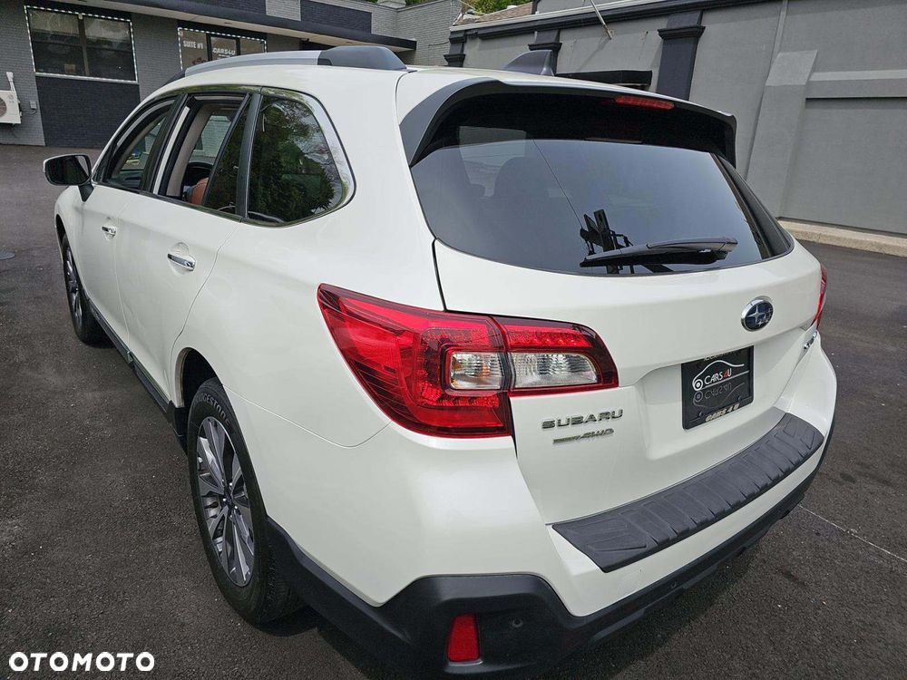 Subaru Outback - 3
