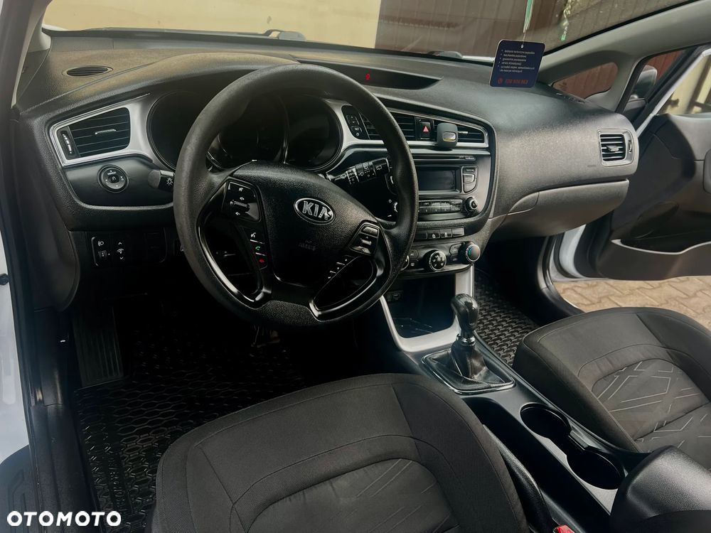 Kia Ceed 1.4 M - 9
