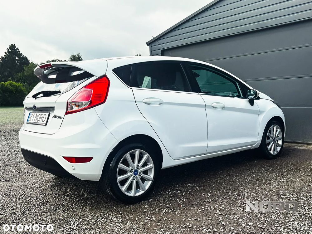 Ford Fiesta 1.0 EcoBoost Titanium - 10