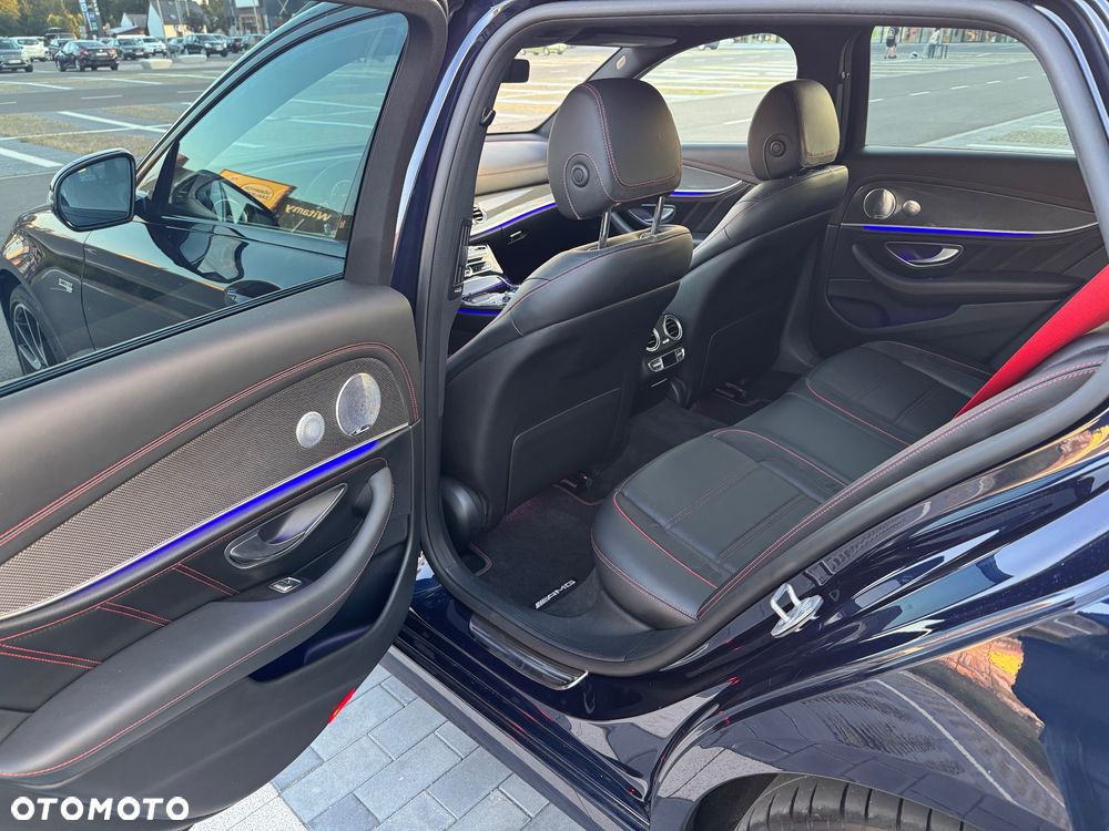 Mercedes-Benz Klasa E AMG 43 4Matic 9G-TRONIC - 30
