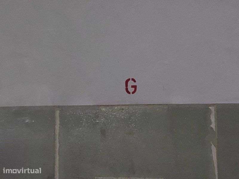 Arrenda-se Lugar Garagem Bonfim - Porto - Grande imagem: 2/4