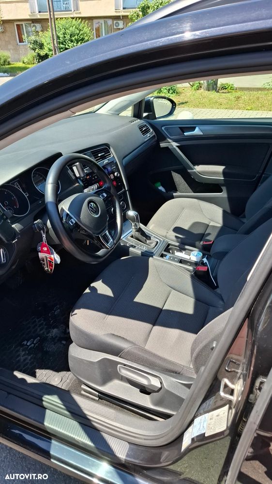 VOLKSWAGEN Golf 2019 — imagine 9