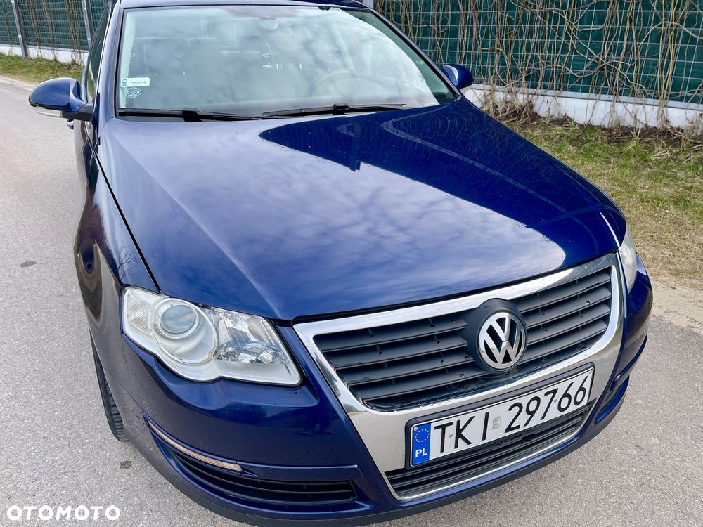 Volkswagen Passat 2.0 TDI Comfortline - 26