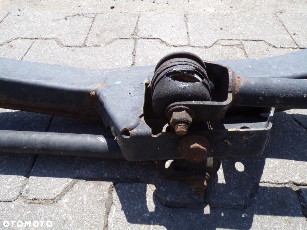 BELKA OŚ ZAWIESZENIA TYŁ OPEL ASTRA J - 4