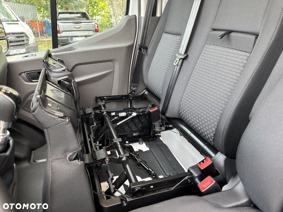 Ford Transit - 27
