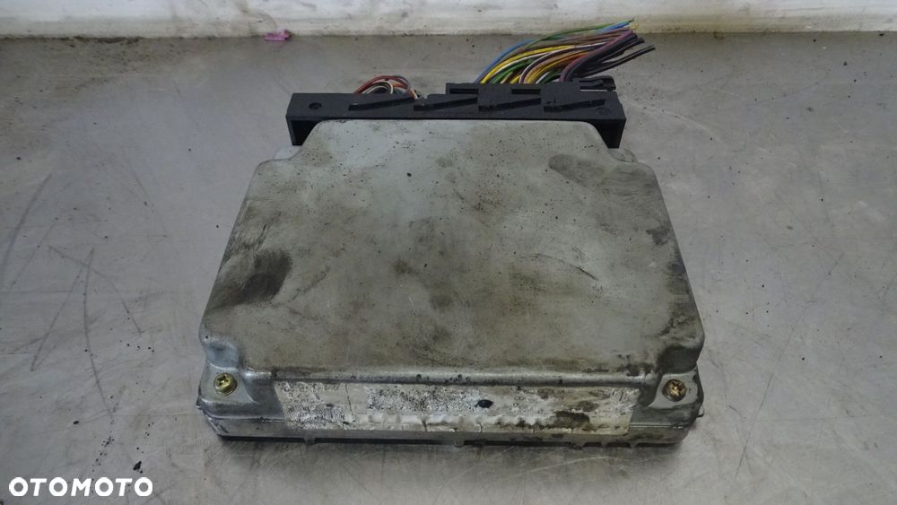 KOMPUTER SILNIKA VOLVO S60 2.4 MB079700-8831 - 1