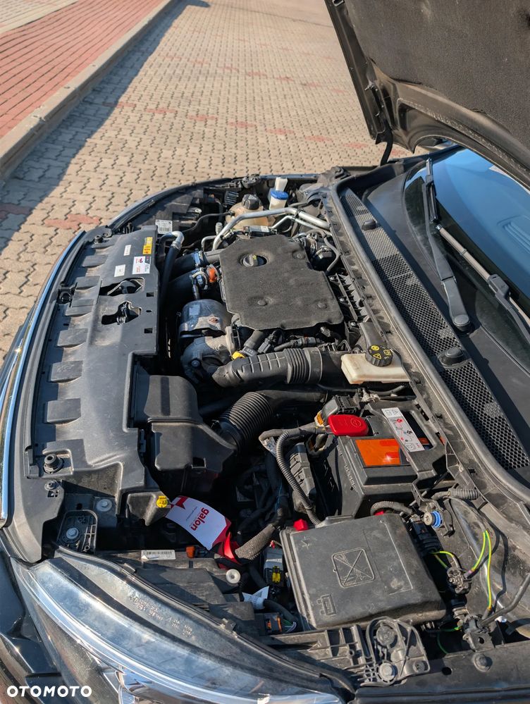 Peugeot 308 1.5 BlueHDi Active Pack Business S&S EAT8 - 11