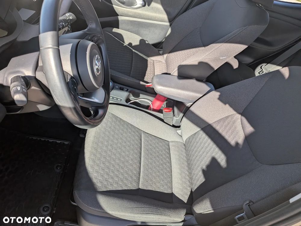 Toyota Yaris Hybrid 1.5 Comfort - 14