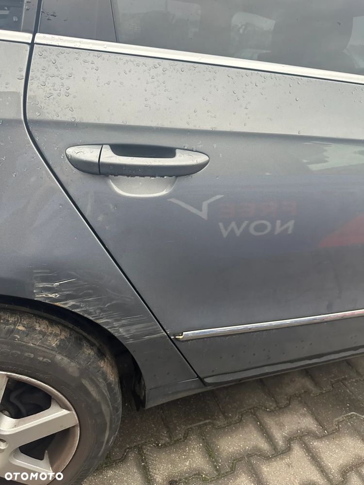 VW PASSAT B6 KOMBI LA7T DRZWI PRAWE TYLNE KOMPLETNE - 2