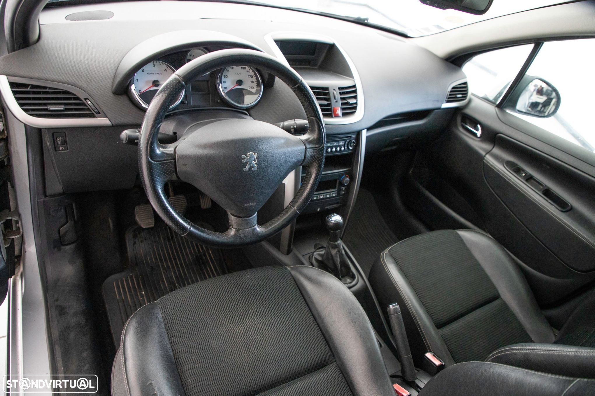 Peugeot 207 SW 1.6 HDi Outdoor - 10