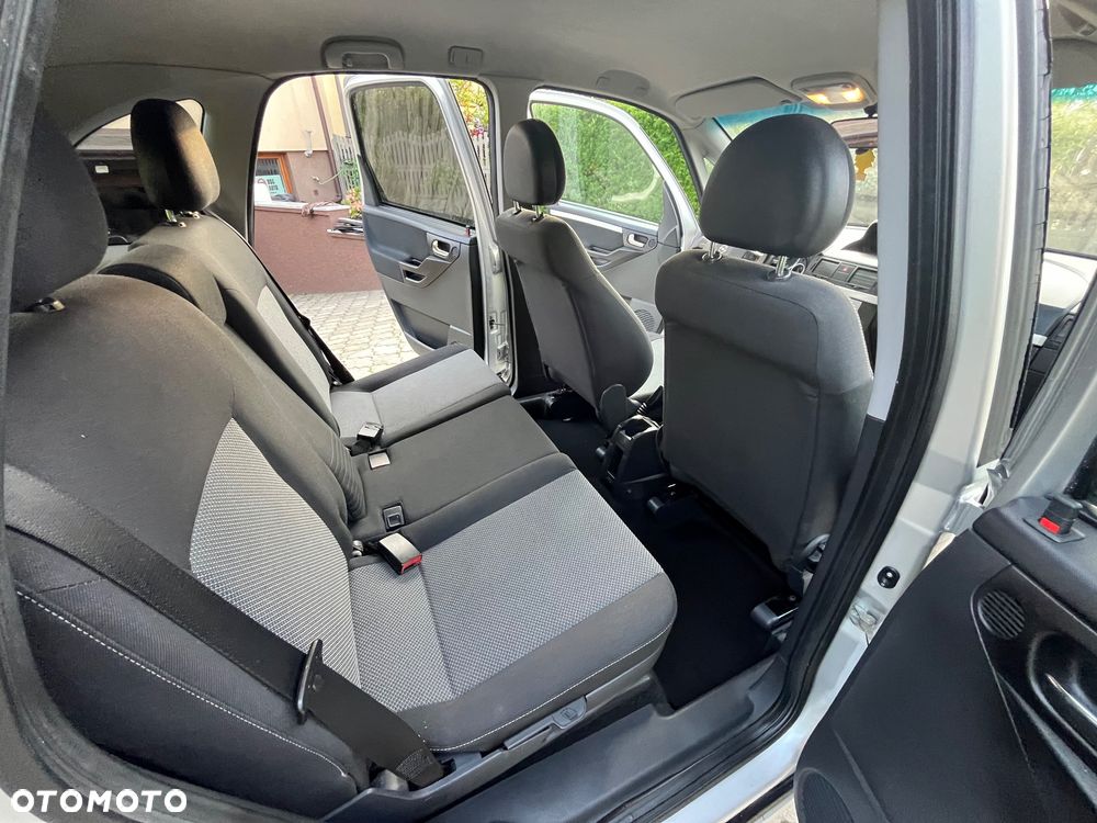 Opel Meriva - 27
