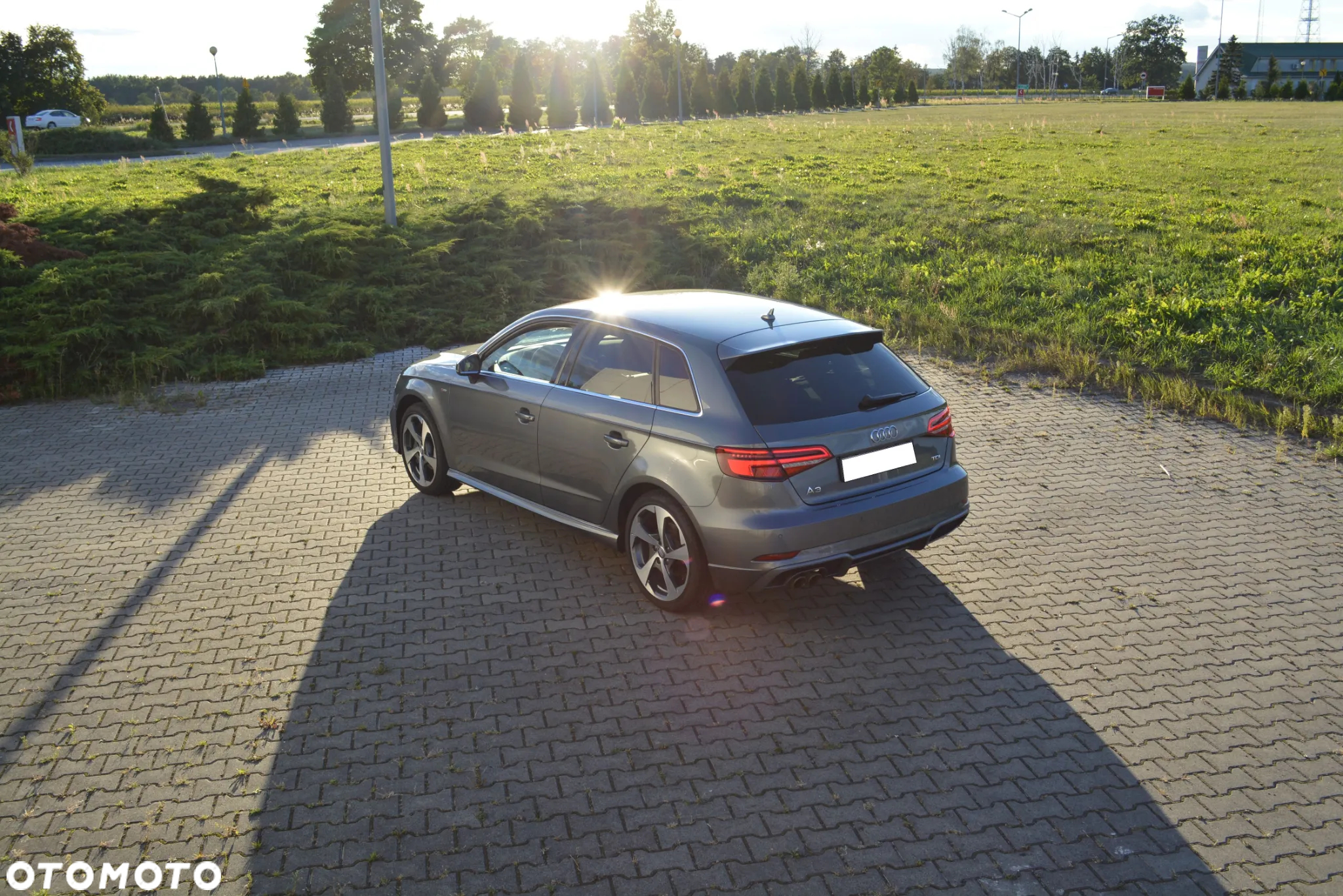 Audi A3 2.0 TDI Sportback S tronic S line Sportpaket - 2