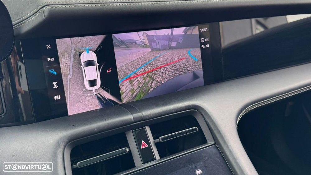 Porsche Taycan 4S - 12