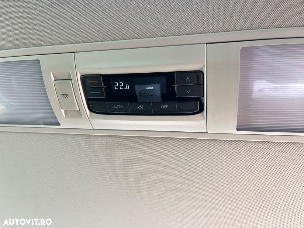 Volkswagen Caravelle 2.0 TDI 81 kW LR Comfortline - 26