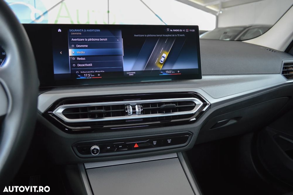 BMW Seria 3 320i Aut. Luxury Line - 20