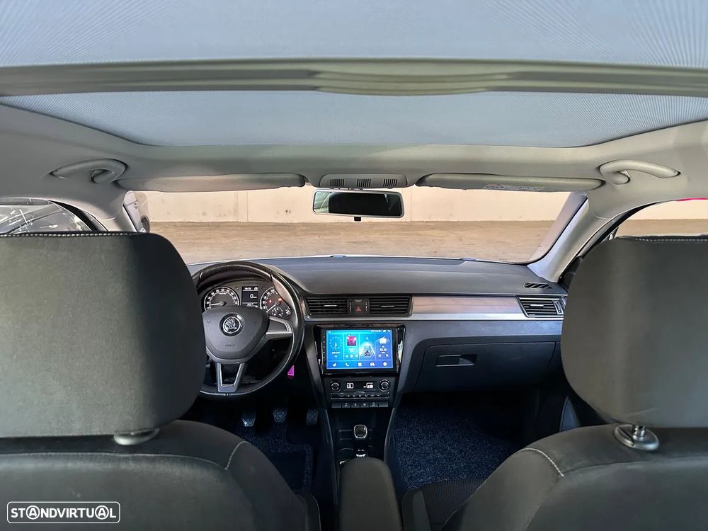 Skoda Rapid Spaceback - 24
