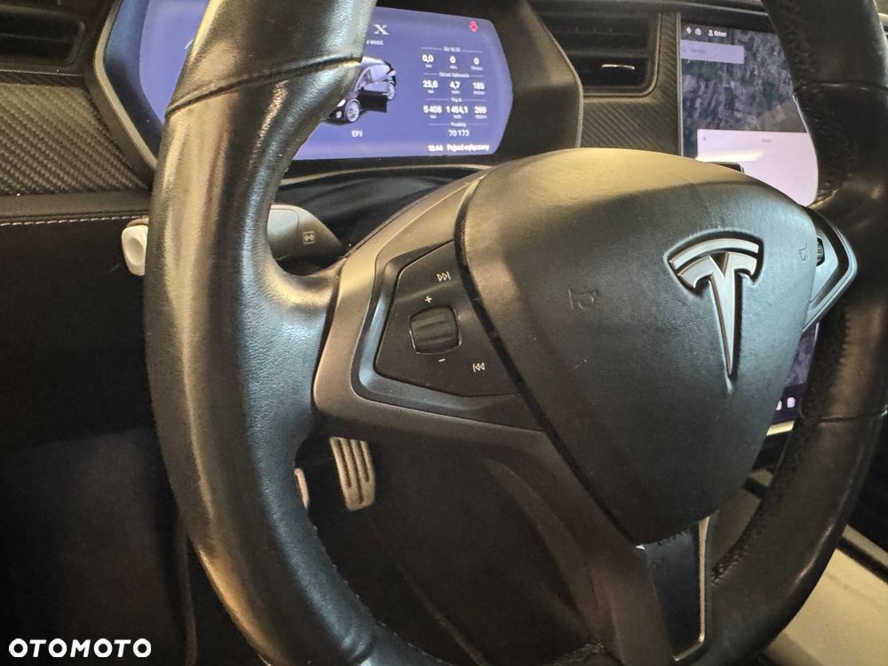 Tesla Model X Performance - 21