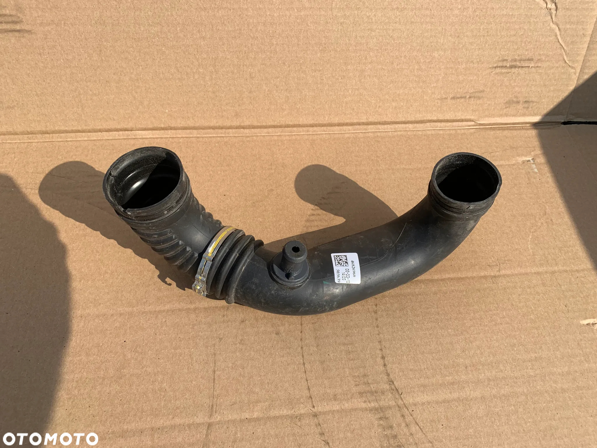 Przewód wąż rura dolot powietrza Fiat Doblo II 1.4 16V 46826960 - 2
