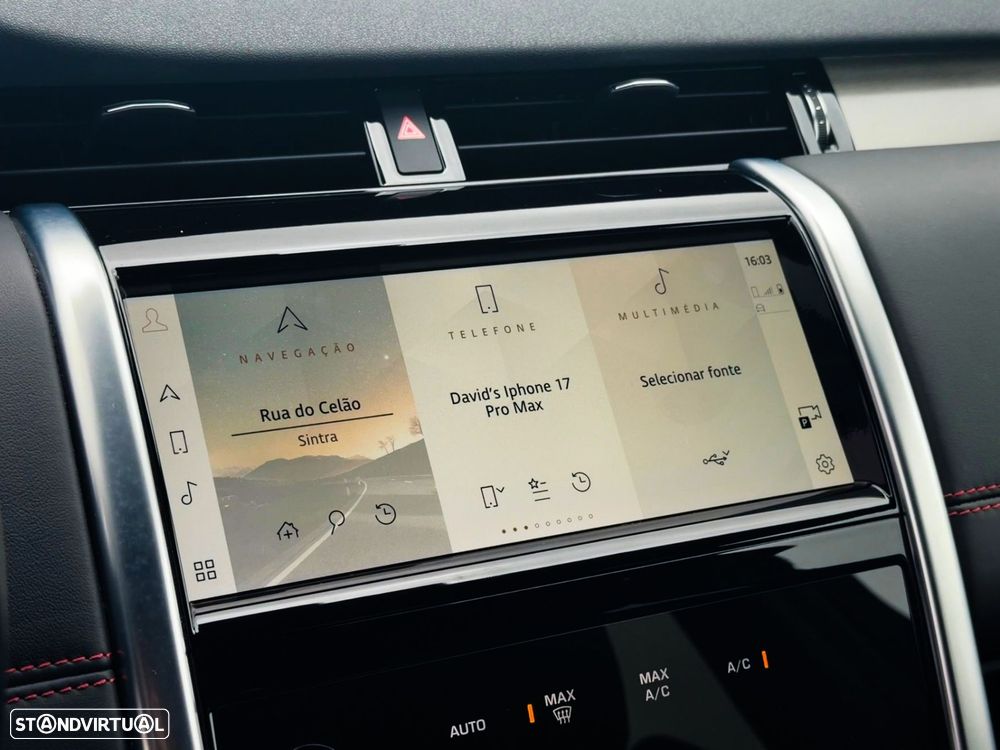 Land Rover Discovery Sport P300e R-Dynamic SE - 25