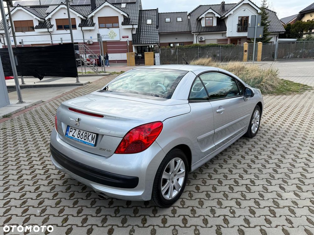 Peugeot 207 CC 1.6 Sport - 4