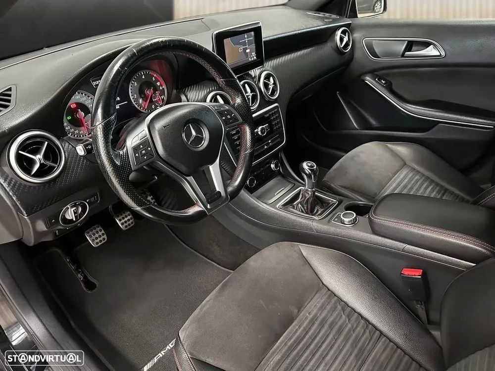 Mercedes-Benz A 180 d AMG Line - 8