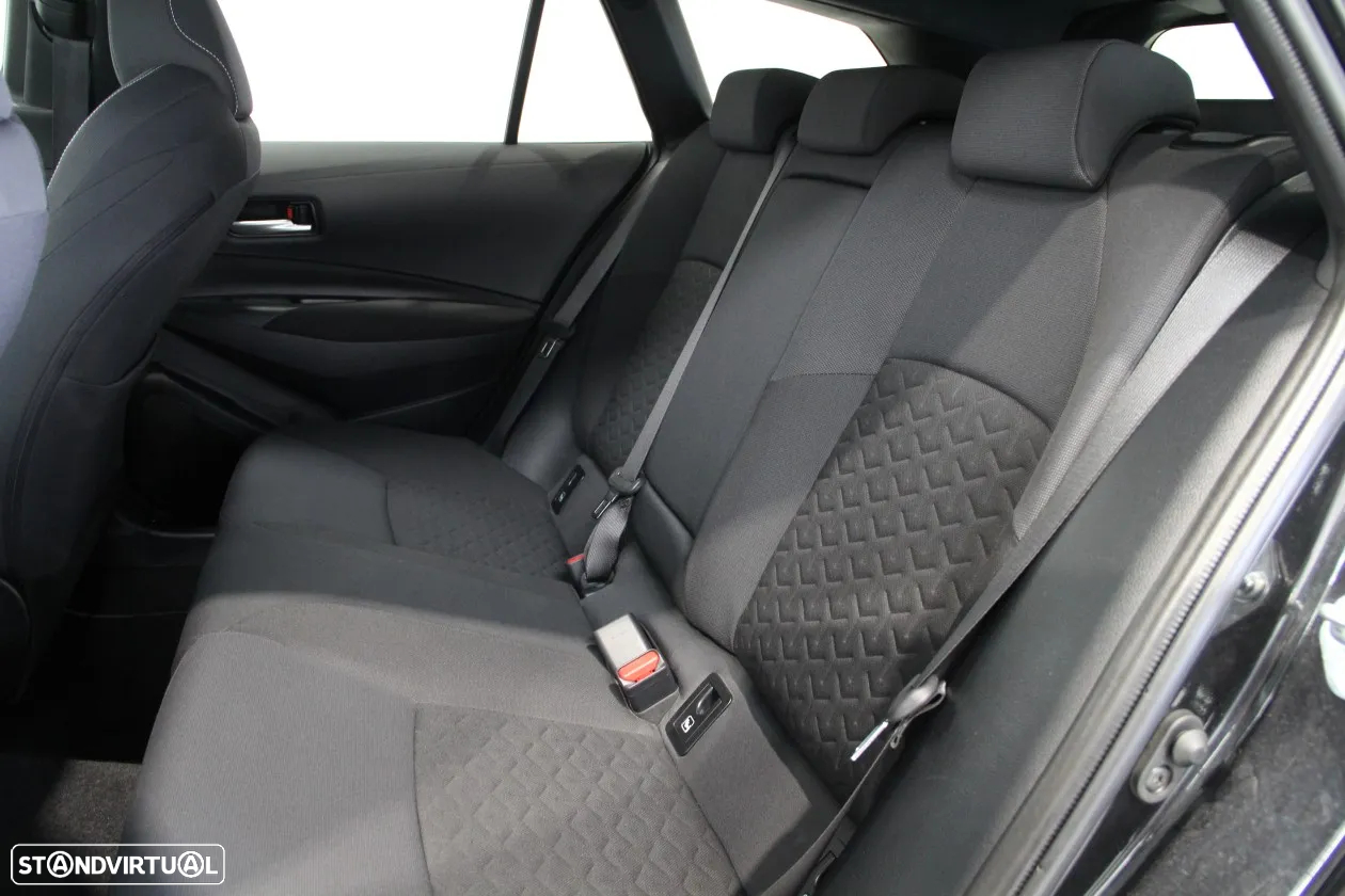 Toyota Corolla Touring Sports 1.8 Hybrid Comfort+P.Sport - 29