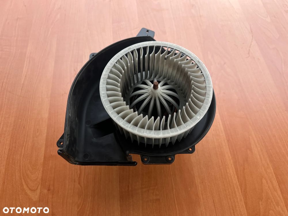 WENTYLATOR DMUCHAWA NAWIEWU SEAT IBIZA LEON AUDI VW SKODA 8EW009157111 - 2