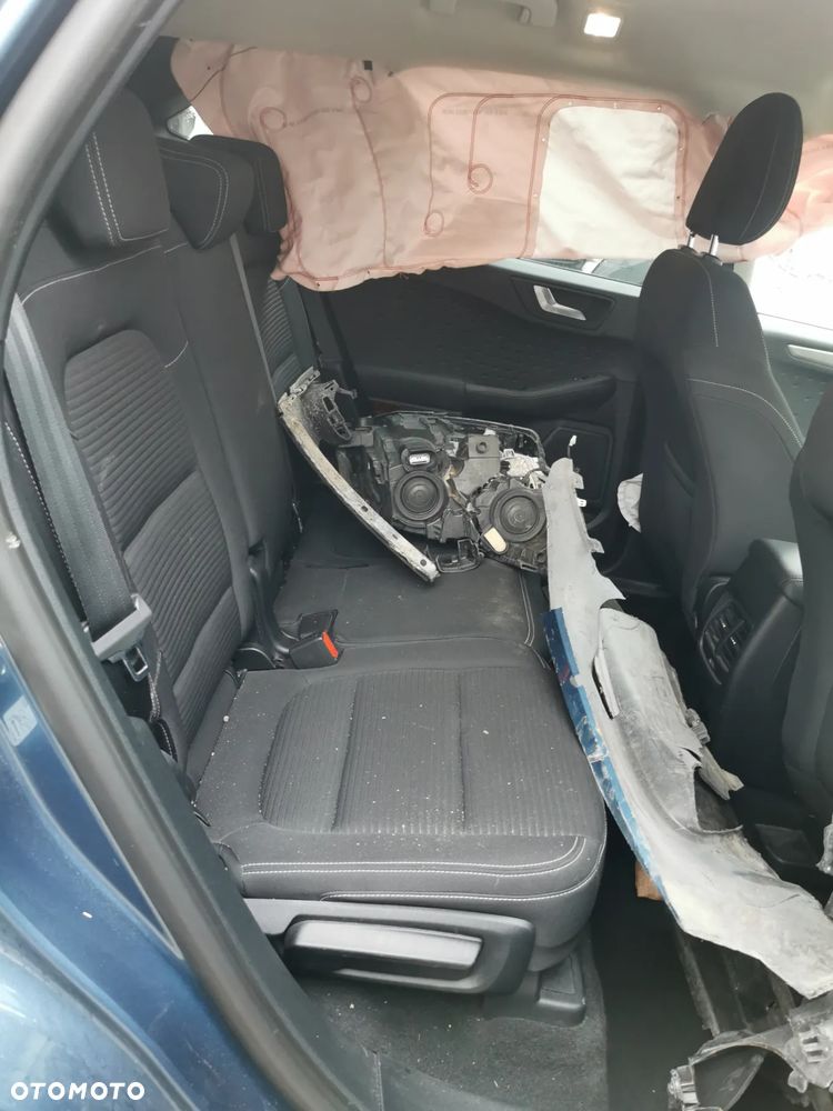 Ford Kuga 1.5 EcoBlue TITANIUM - 27