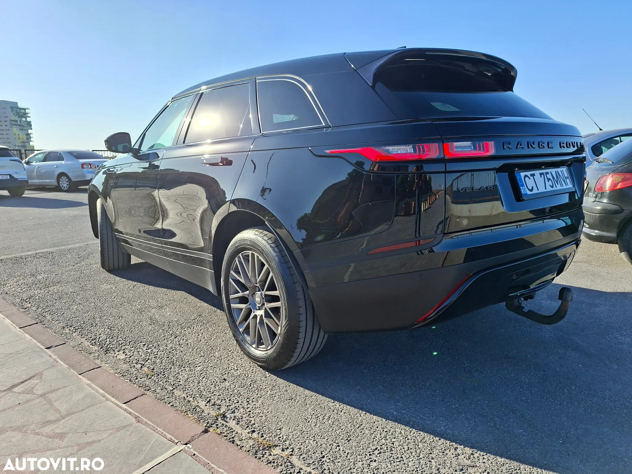 Land Rover Range Rover Velar 2.0 R-Dynamic SE - 17