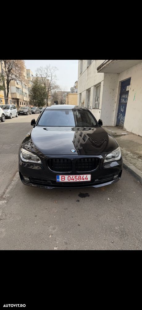 BMW Seria 7 740Li - 3