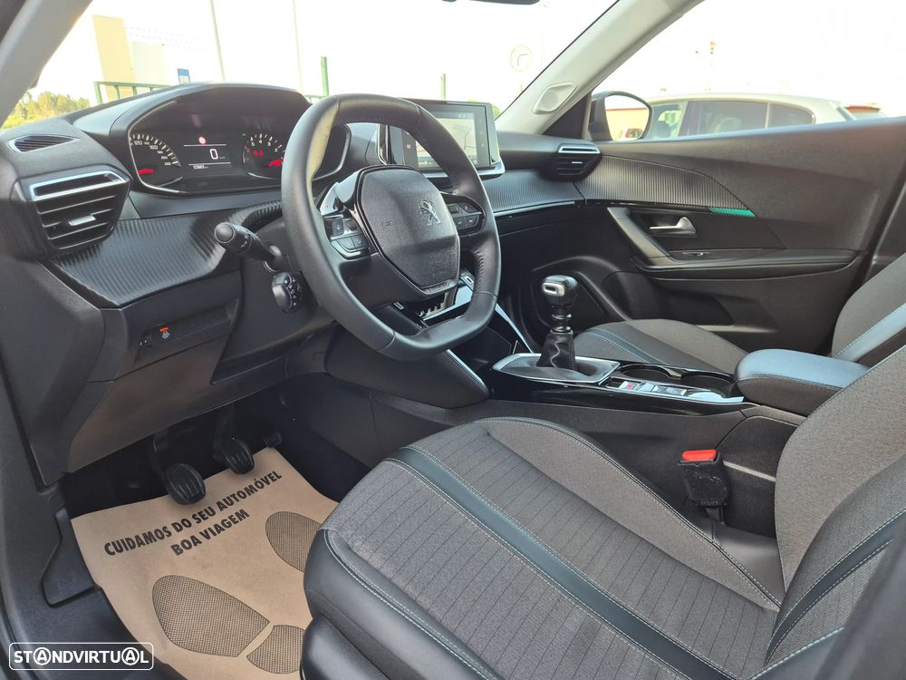 Peugeot 2008 1.2 PureTech Allure Pack - 21