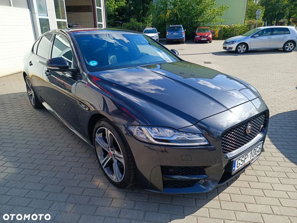 Jaguar XF 20d R-Sport Ingenium Edition - 12