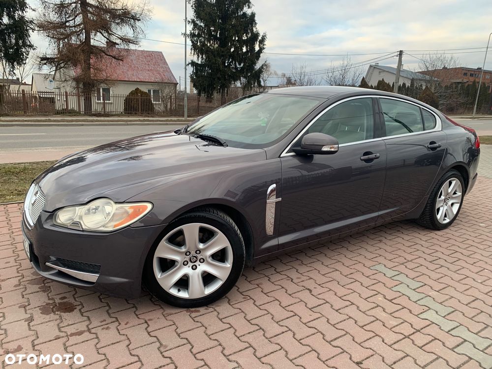 Jaguar XF 2.7 V6 Premium Luxury - 6